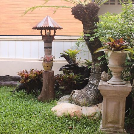Tree Home Plus Nakhon Si Thammarat Luaran gambar