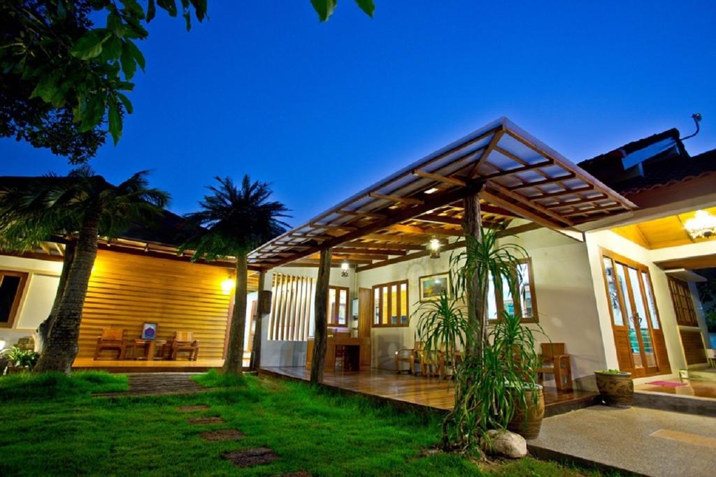 Tree Home Plus Nakhon Si Thammarat Luaran gambar